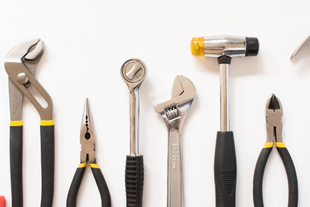 パチスロ台の解体・仕分けのお仕事について説明いたします